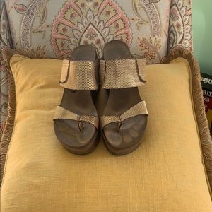 Otbt wedge sandals